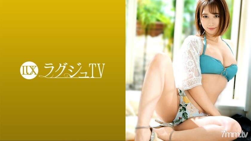 LUXU-1421 Luxury TV 1411 可爱性感的婚礼策划人登场！抚摸那透明如丝的身体，它会晃动你的身体，做出敏感的反应，与兴奋成比例溢出的爱汁。用大公鸡活塞跳跃的美丽乳房和乳晕的必看景点！}