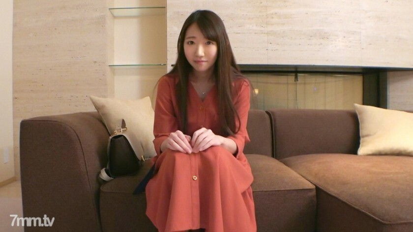 SIRO-4093 【第一枪】【娇美】【幼儿园老师假期打工】白皙脸蛋的幼儿园老师。长著一张孩子不能在假期里表现出来的顽皮脸..应用业馀，第一次AV拍摄133}